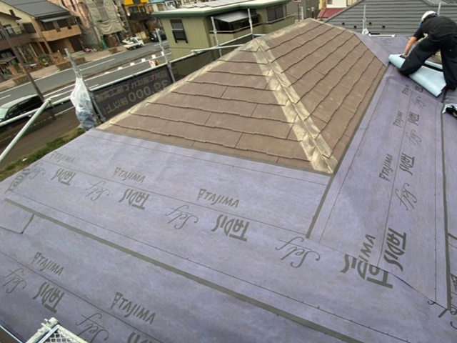 屋根カバー工事