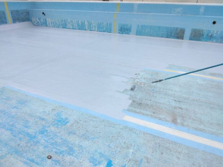 プール塗装