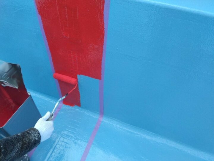 プールライン塗装