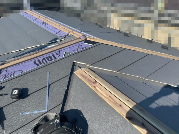 屋根カバー工事